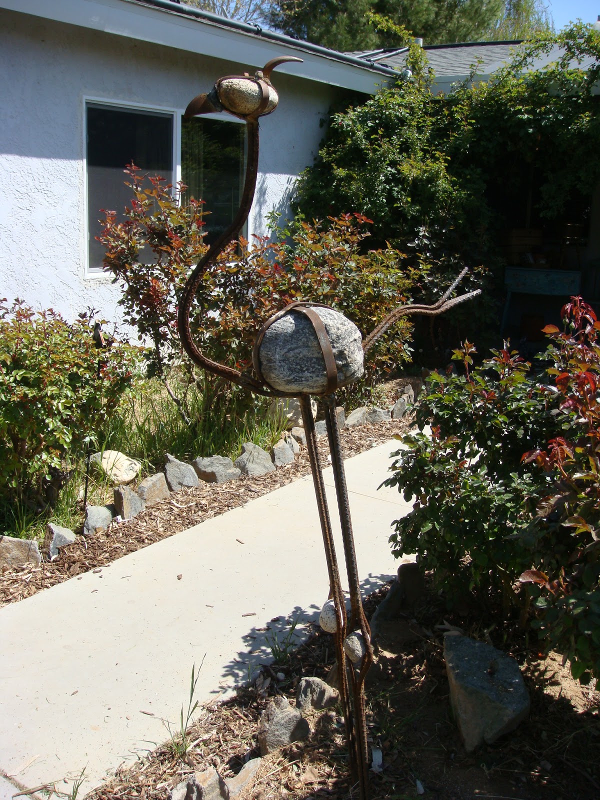 Best Metal Garden Art Design Ideas