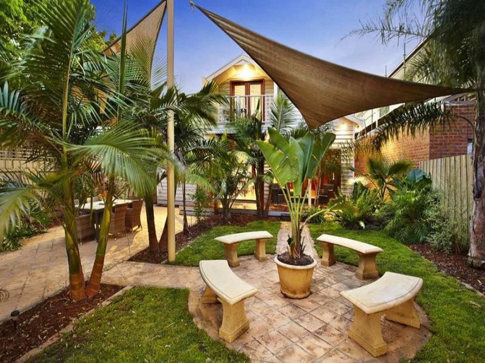 Awesome Tropical Garden Landscaping Ideas Tropical Garden Design