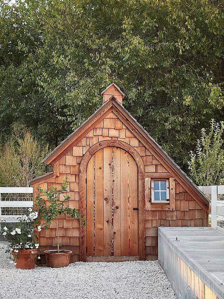 Twitter Farmhouse Landscaping