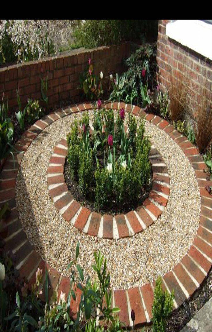 Beautiful Round Raised Garden Bed Ideas