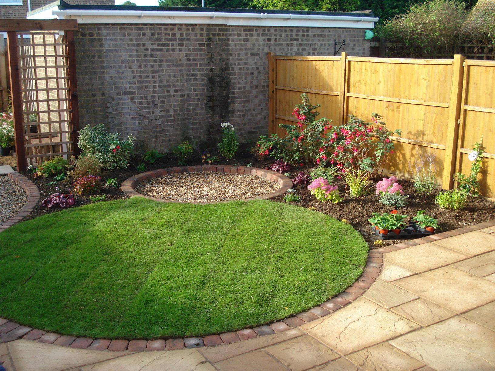 Small Garden Design Ideas