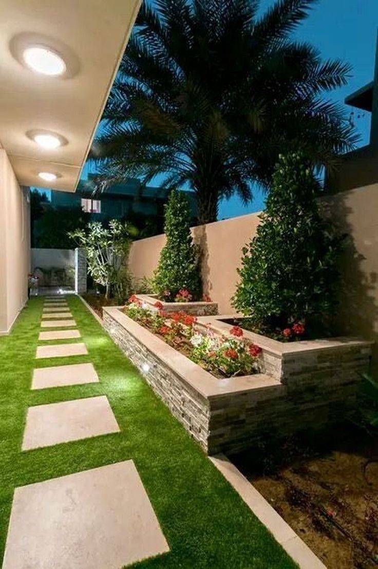 Extraordinary Front Yard Path