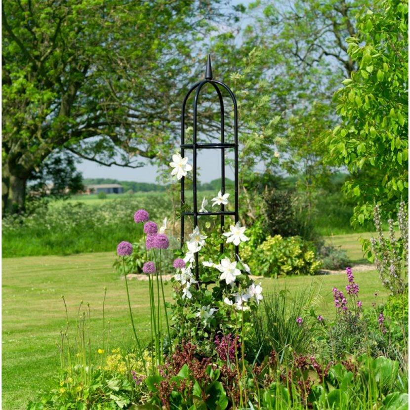 Creative Garden Obelisk Ideas