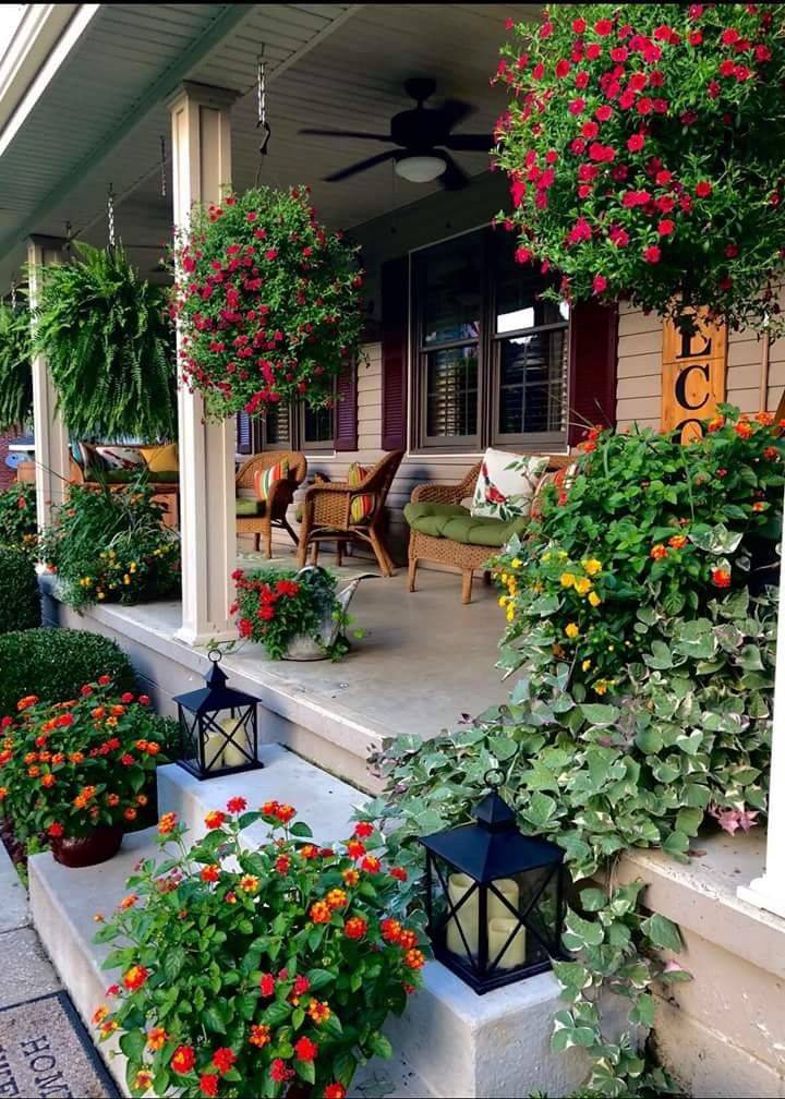 Fabulous And Welcoming Front Porch Garden Ideas