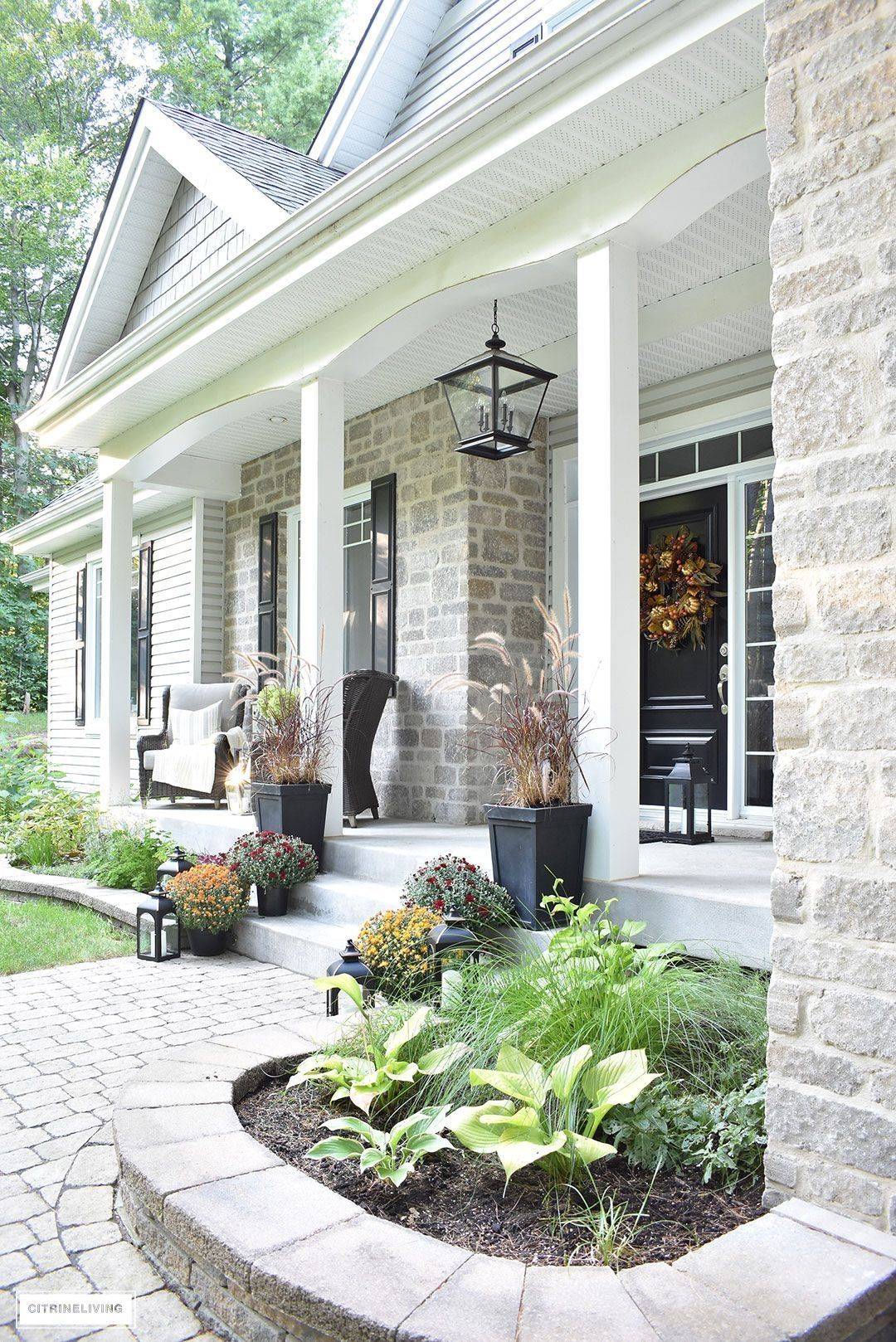 Curb Appeal Jardines