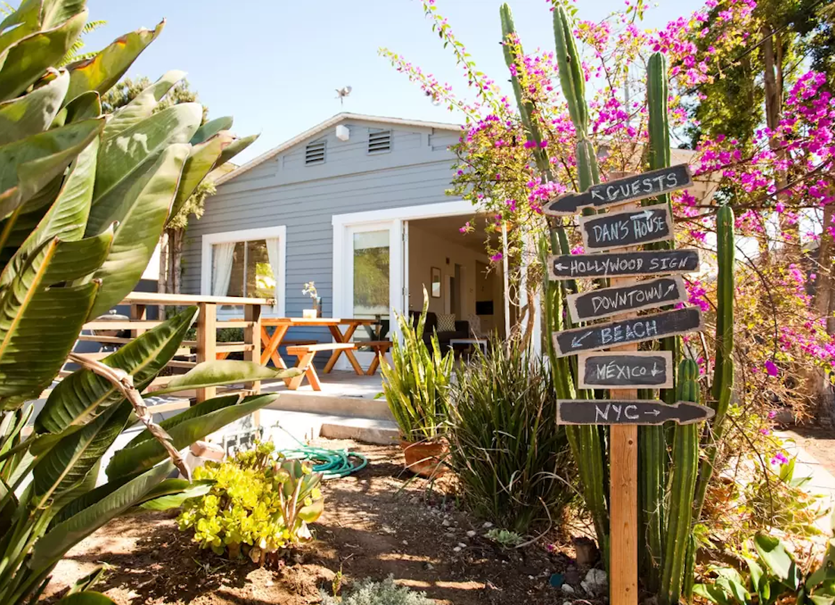24 Beach Cottage Garden Ideas For This Year SharonSable