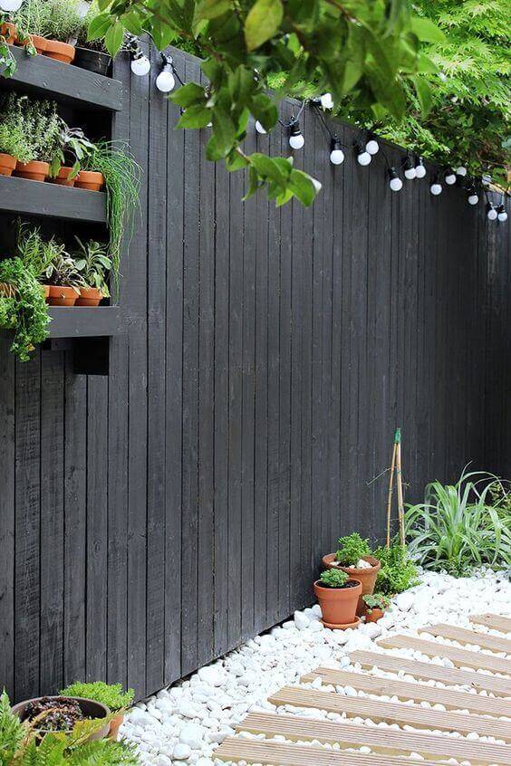 Inexpensive Black Fence Ideas For Garden Design Modern Modern