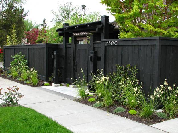 Beautiful Black Garden Ideas