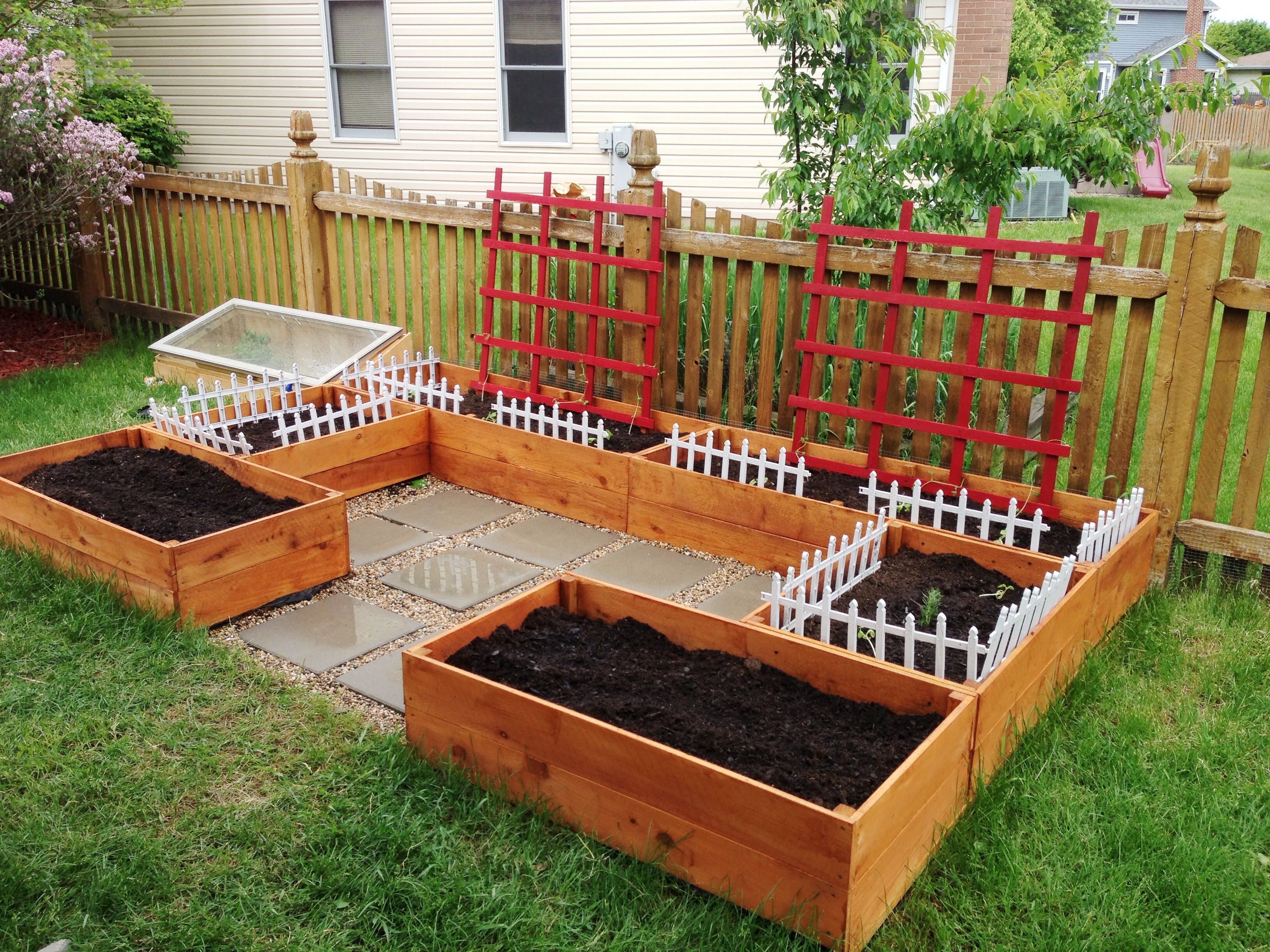 Gorgeous Easy And Cheap Privacy Fence Design Ideas Source Link