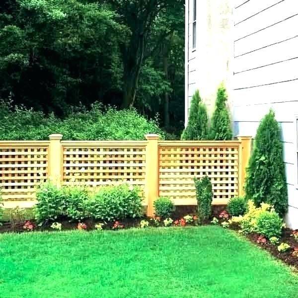 Easy And Cheap Backyard Privacy Fence Design Ideas Roundecor