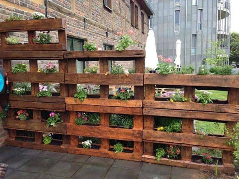 A Diy Vegetable Garden Fence