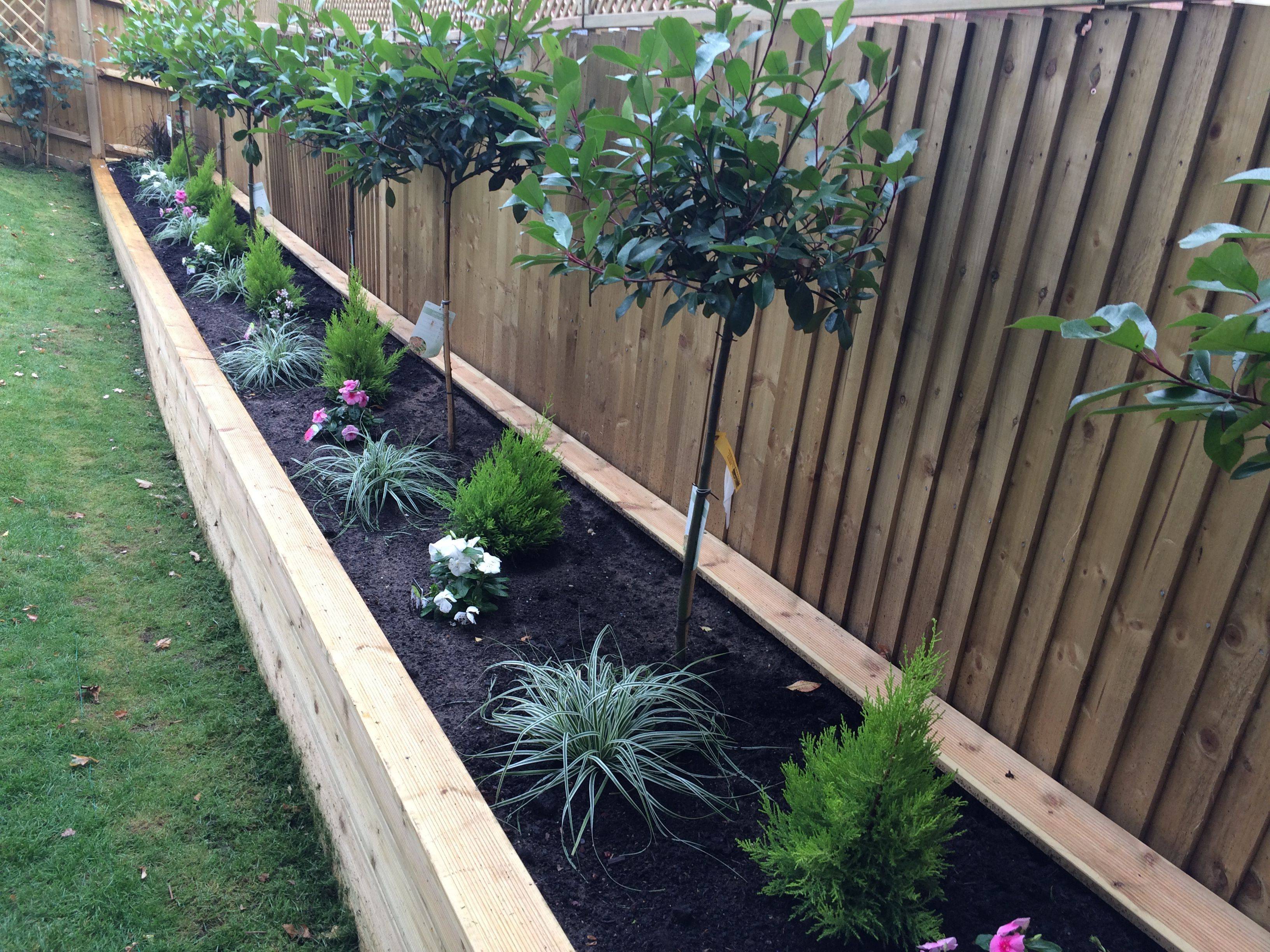 Garden Fence Decor Ideas