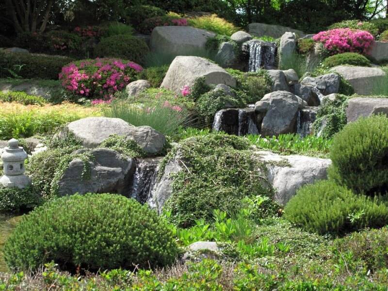 Beautiful Front Yard Rock Garden Landscaping Ideas