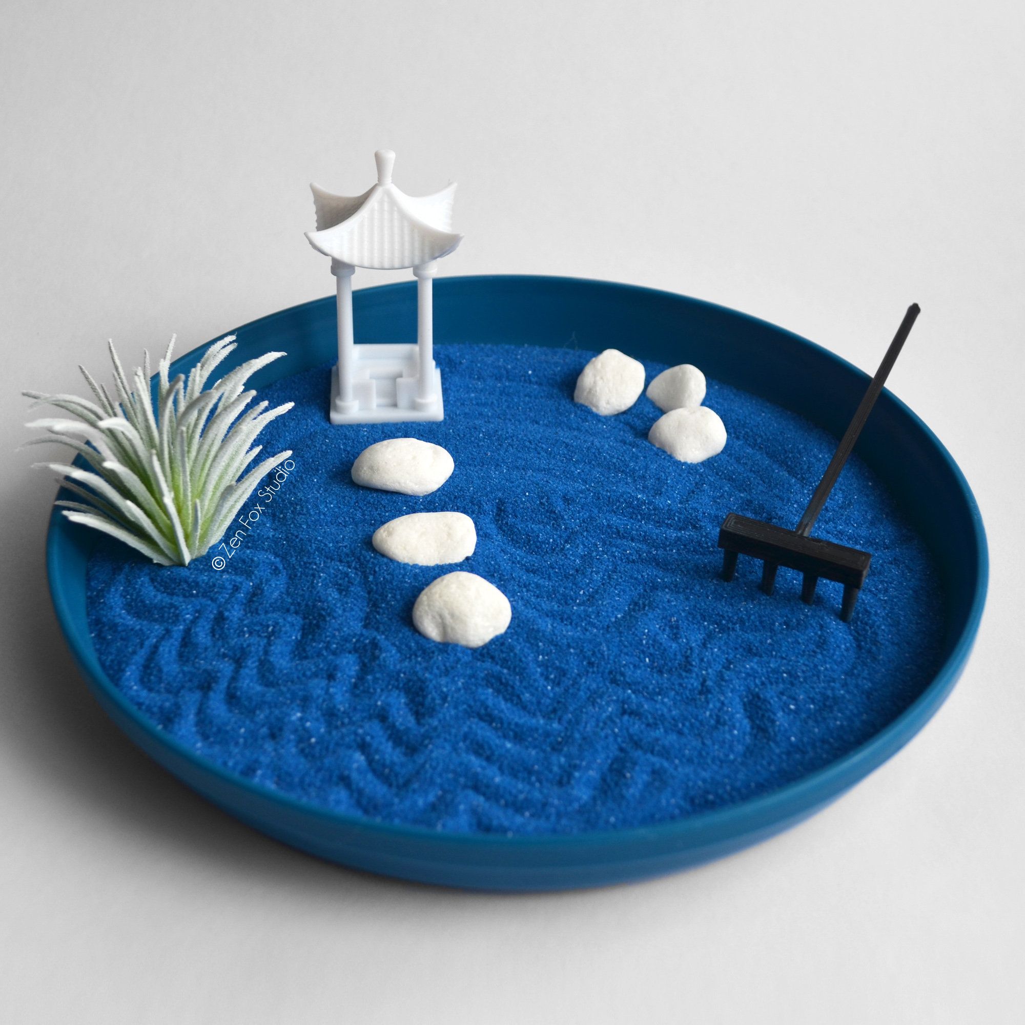 Your Own Diy Mini Zen Gardens