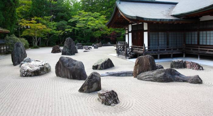 Interesting Block Wall Small Zen Garden Japanesegardendesignstones