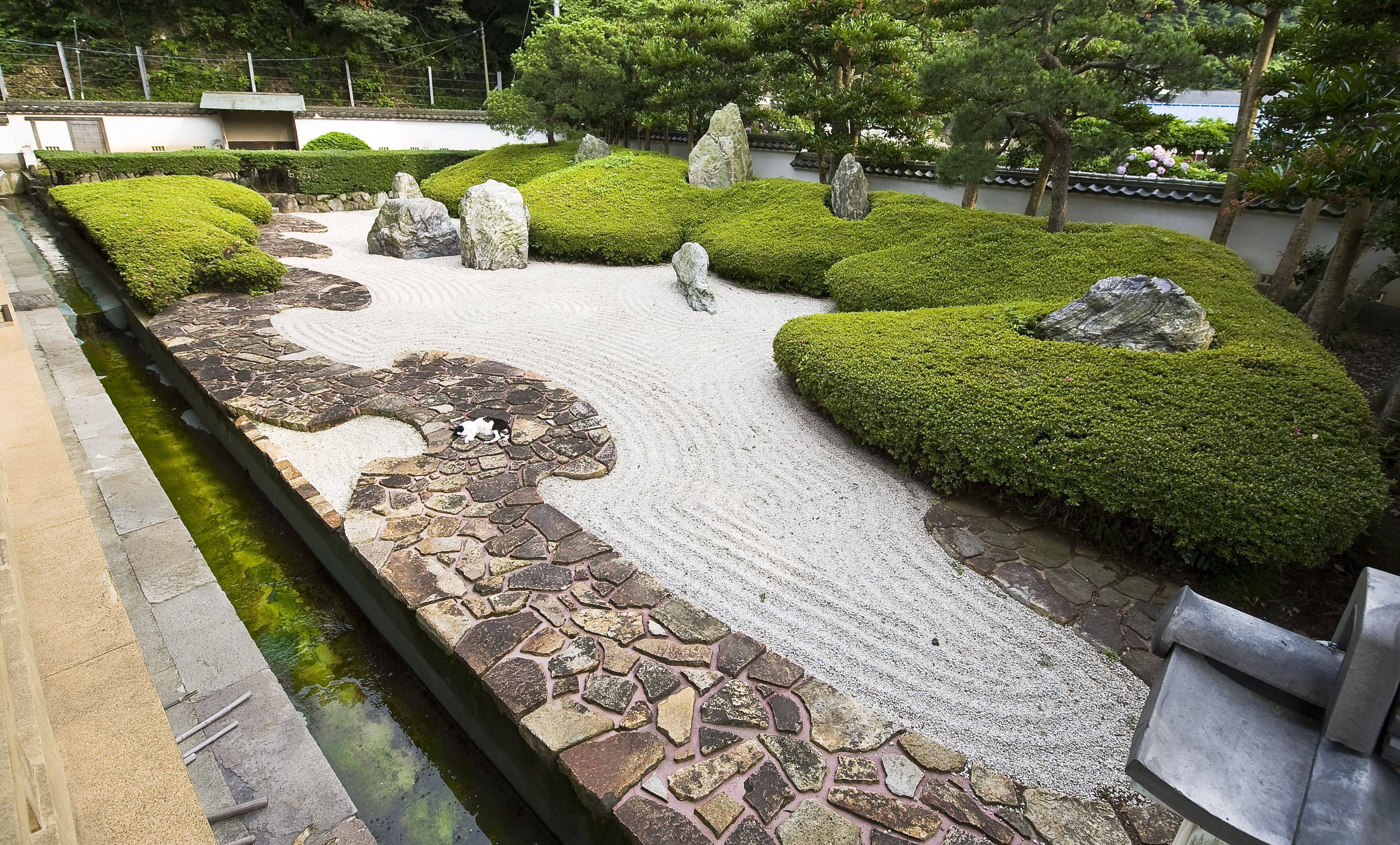 Backyard Zen Garden Ideas