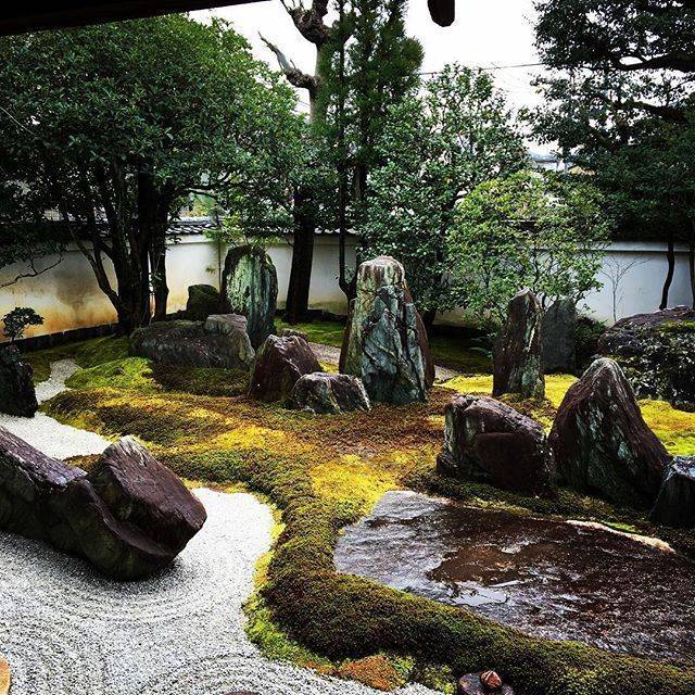 Karesansui Dry Landscape Japanese Rock Garden