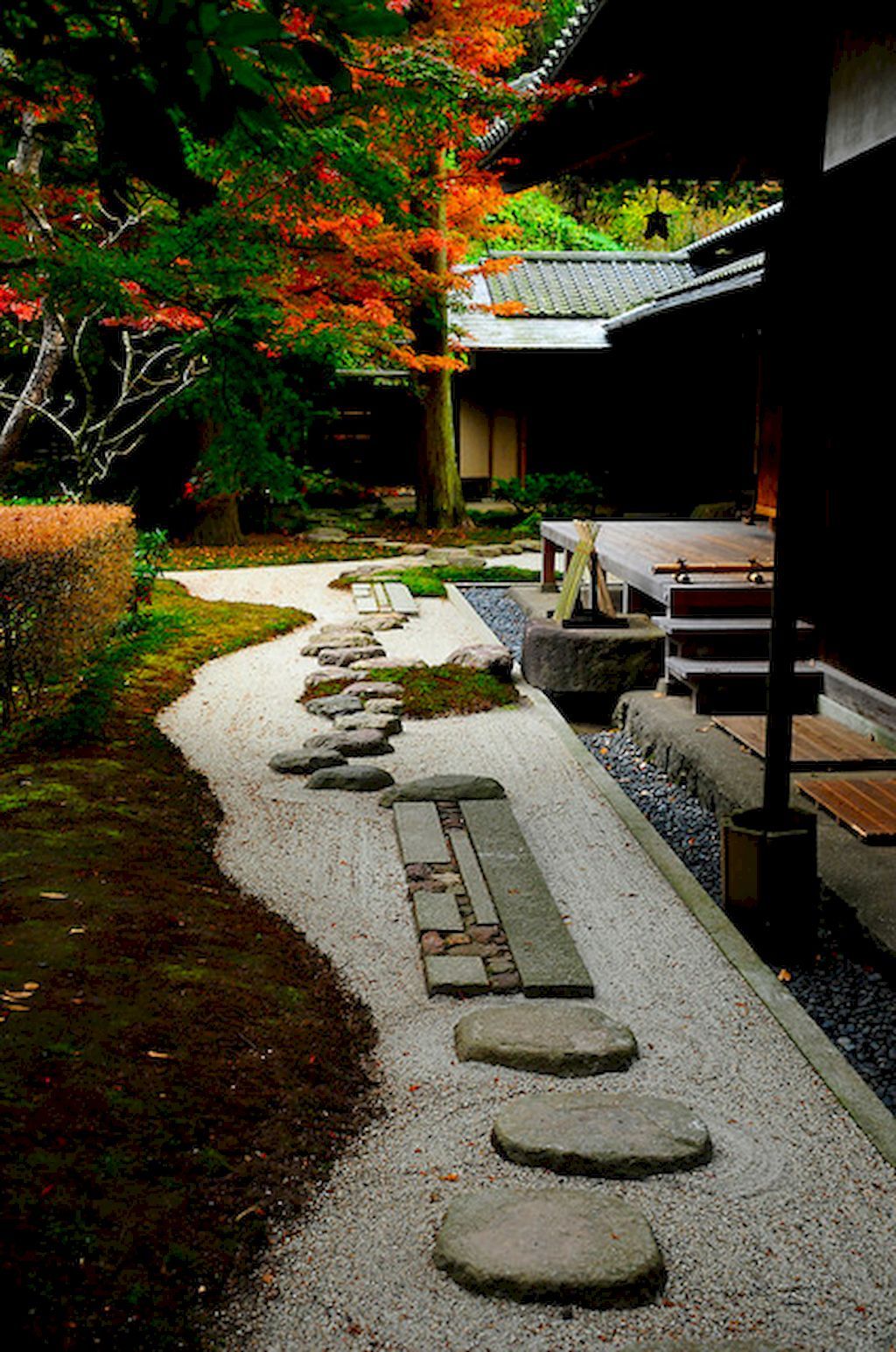 Beautiful Front Yard Rock Garden Landscaping Ideas