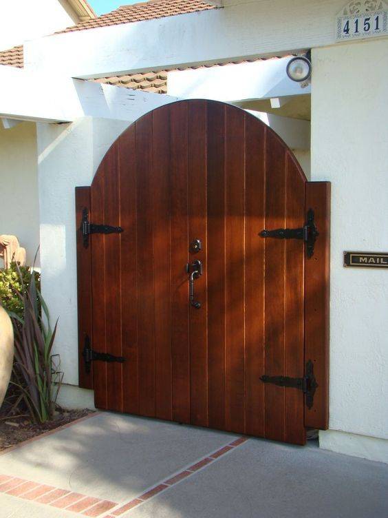 Double Door Gate Horizontal Wood Fence