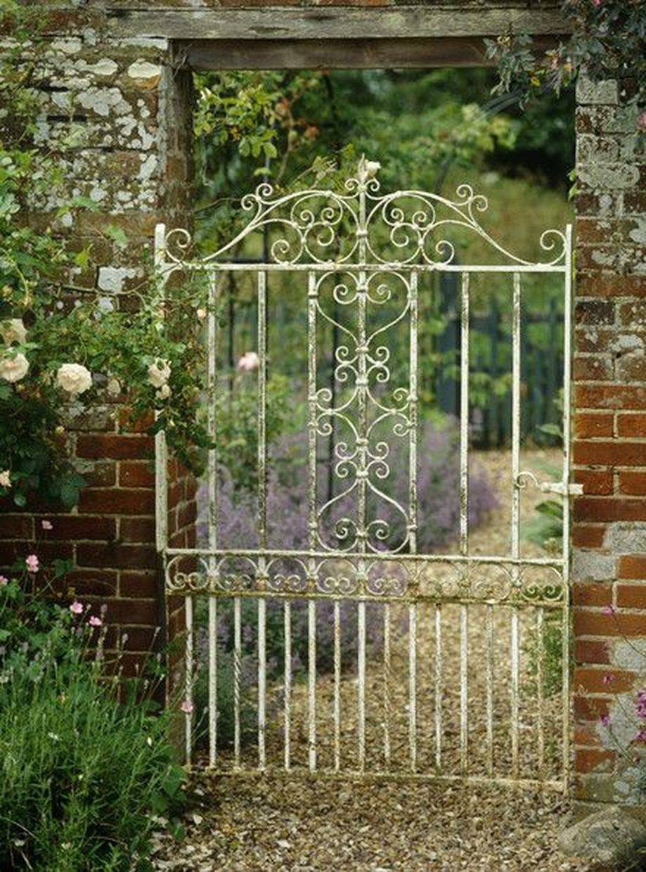 Double Pallet Garden Gate Easy Pallet Ideas