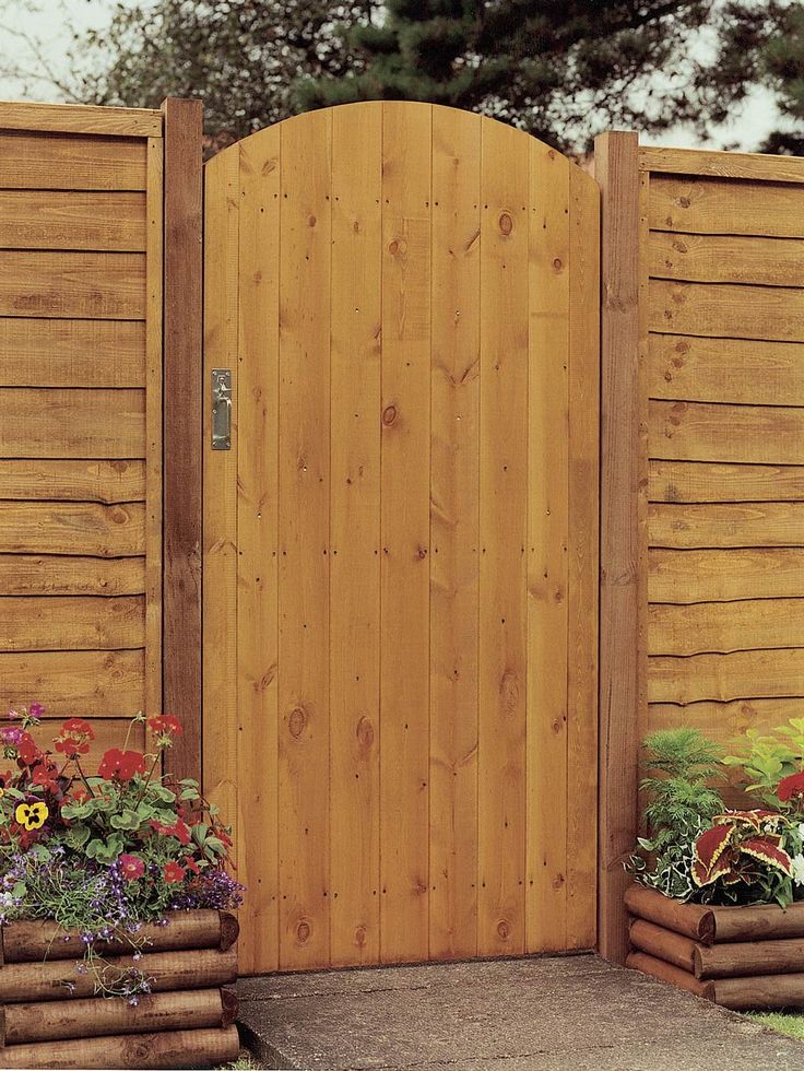 Side Wooden Gates