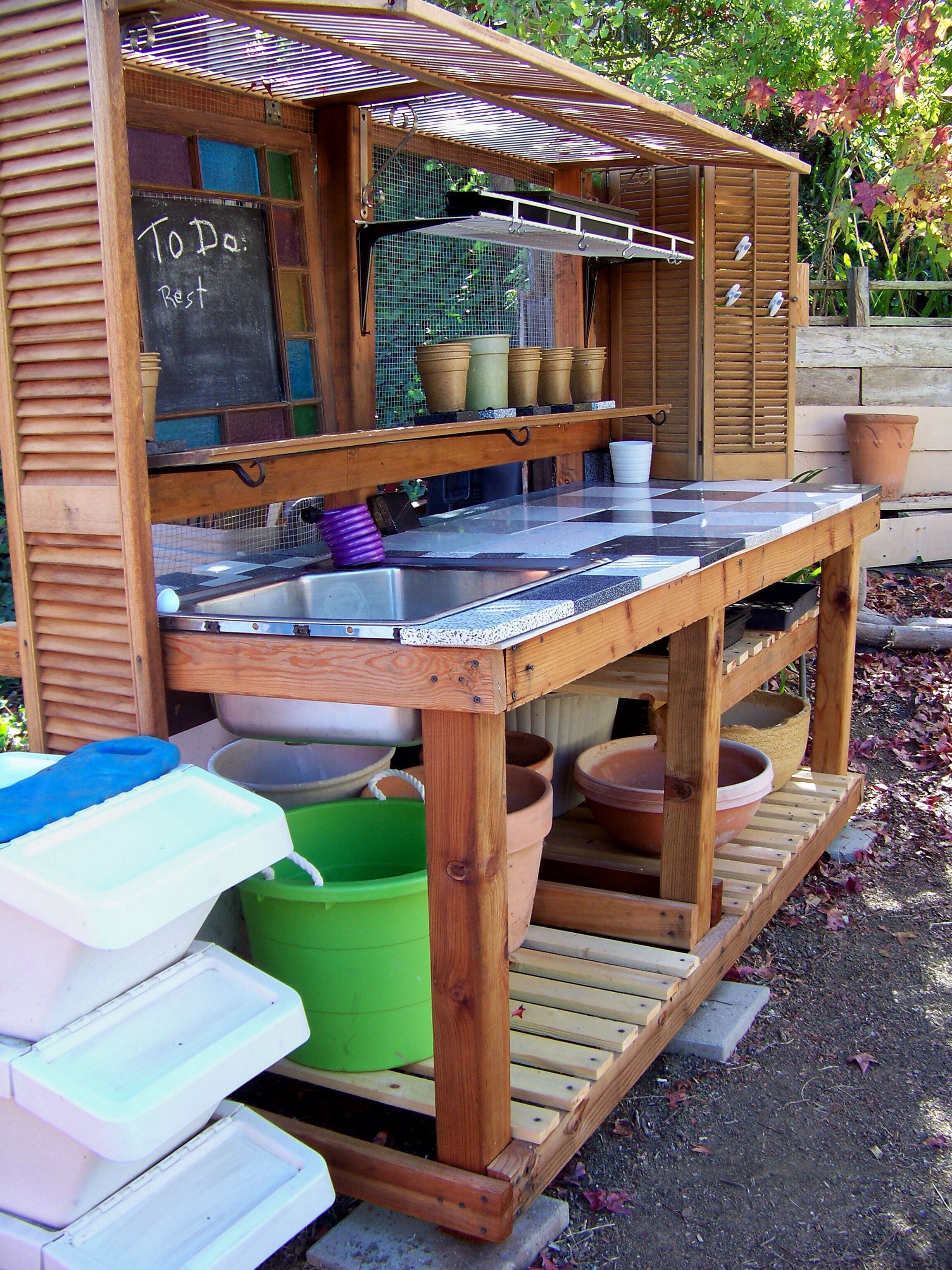 Awesome Diy Pallet Garden Bench And Storage Design Ideas