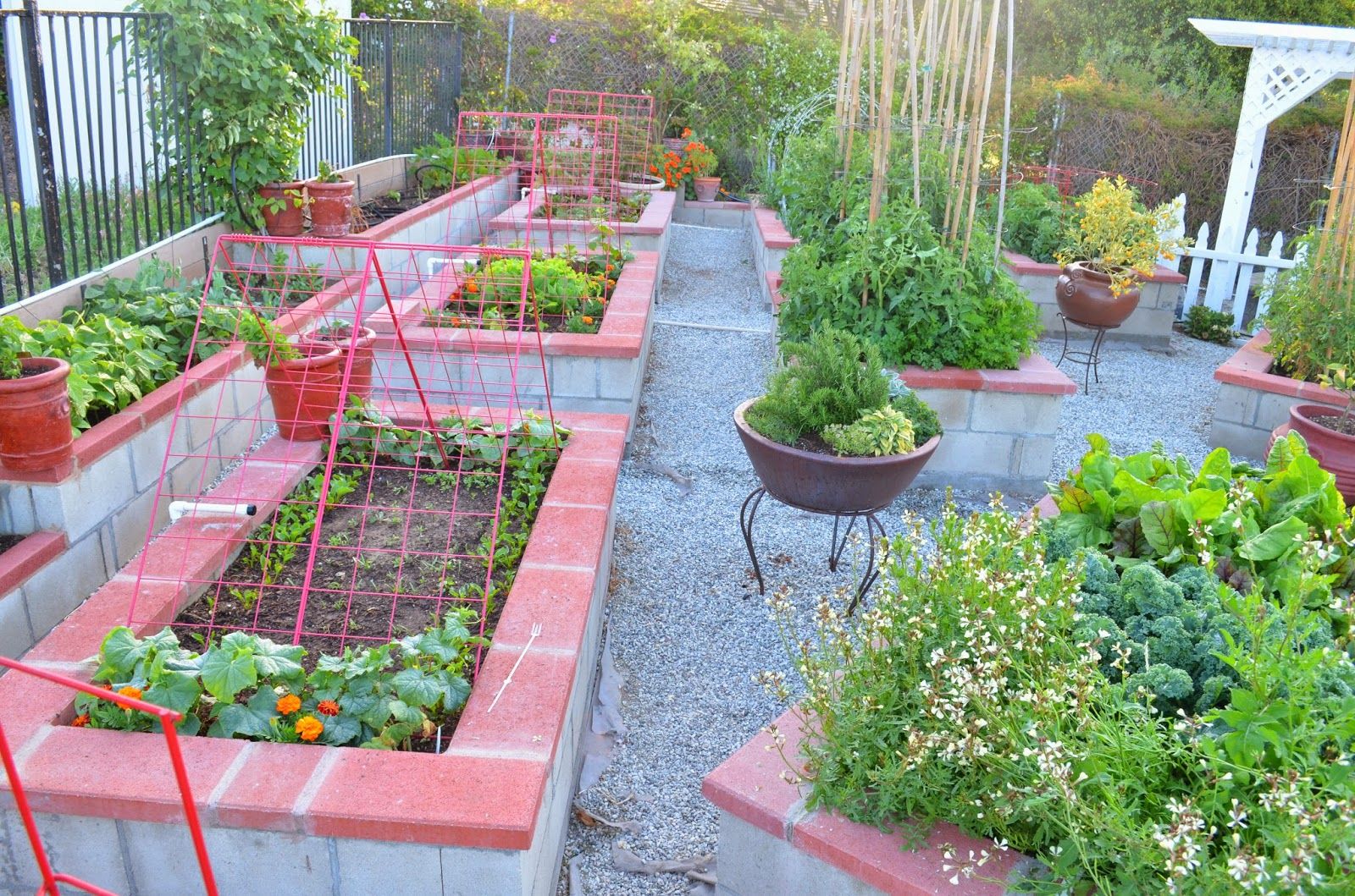 A Potager Extraordinaire Modern Design