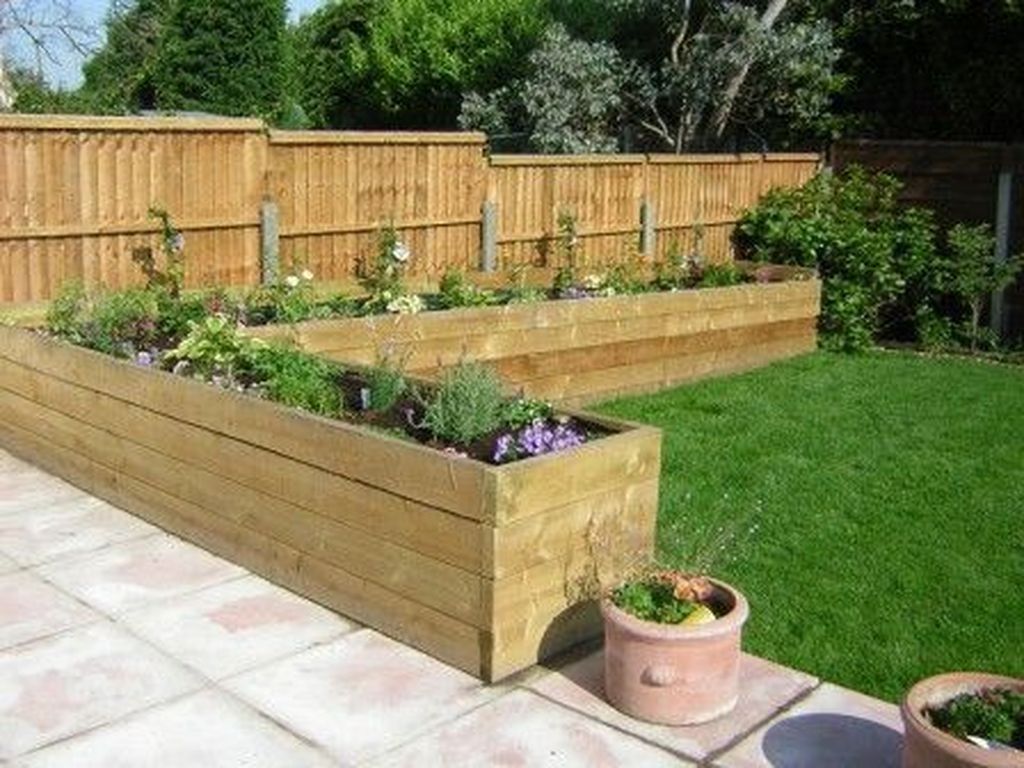 Eyecatching Raised Flower Bed Ideas