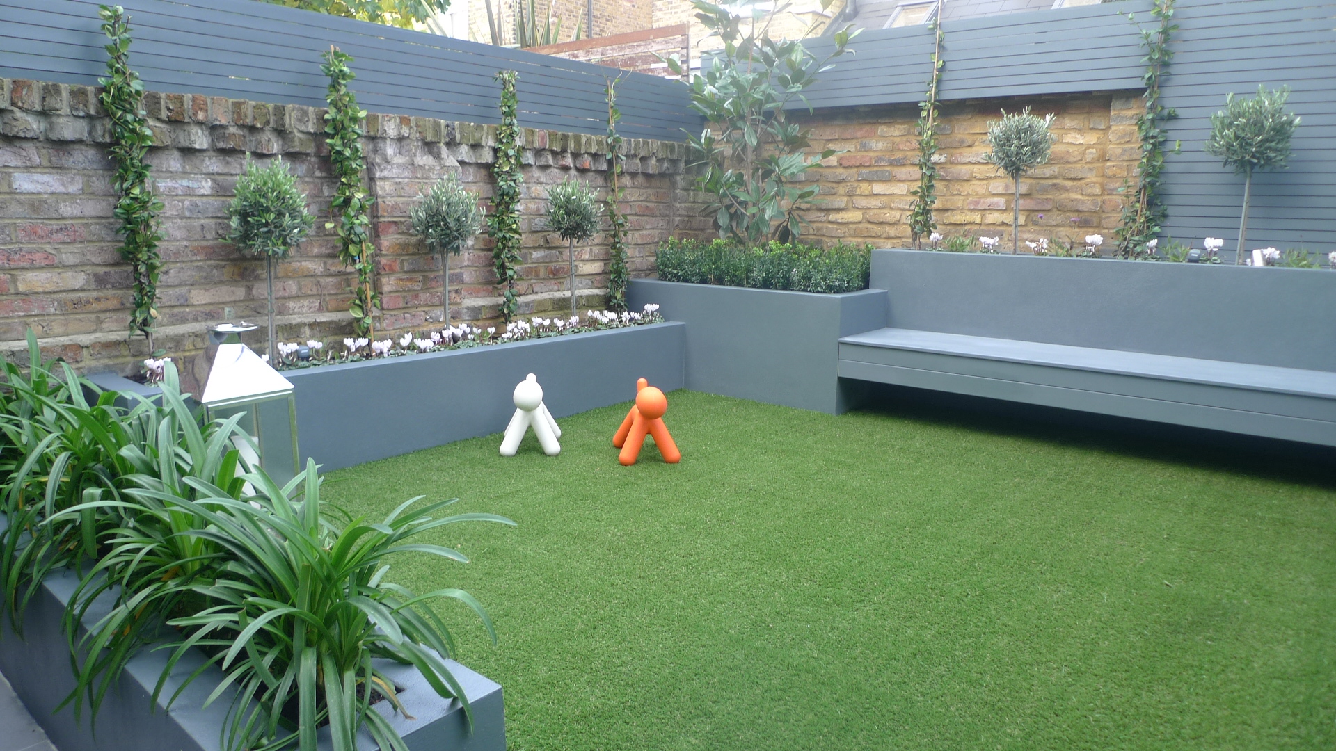 Modern Small Low Maintenance Garden Fake Grass Grey