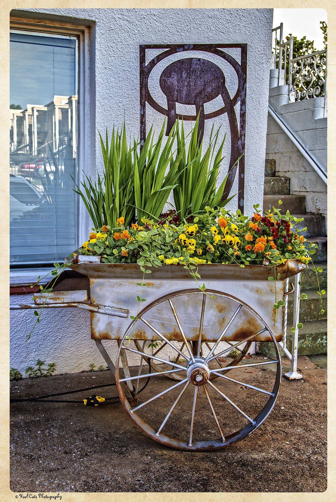 Rustic Garden Wagon Ideas