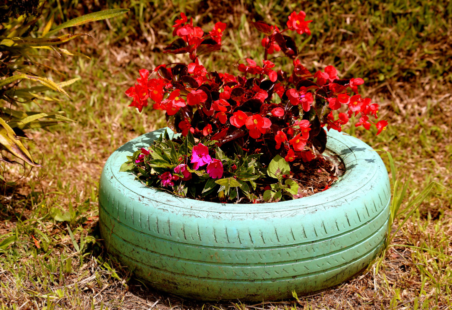 Gardening Tire Planters Ideas
