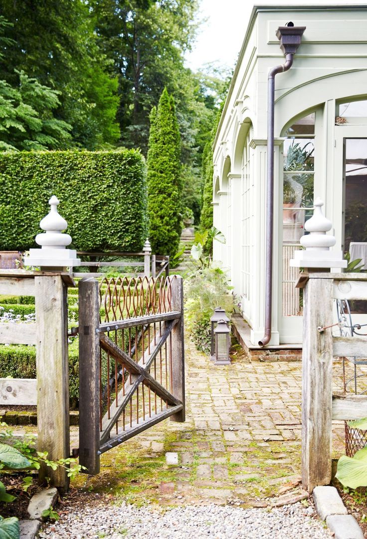 Victorian Garden Elements