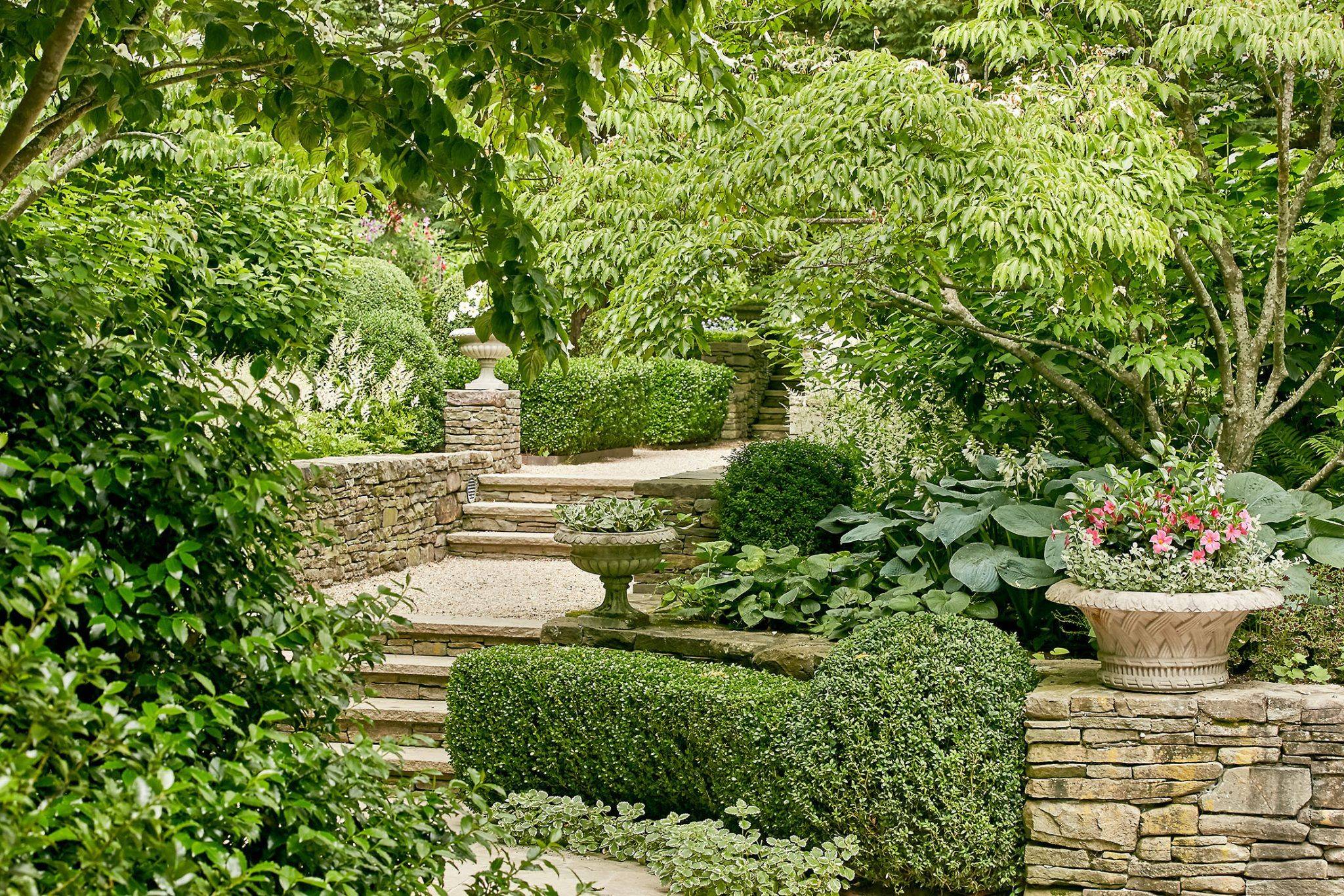 Stunning Small Cottage Garden Ideas