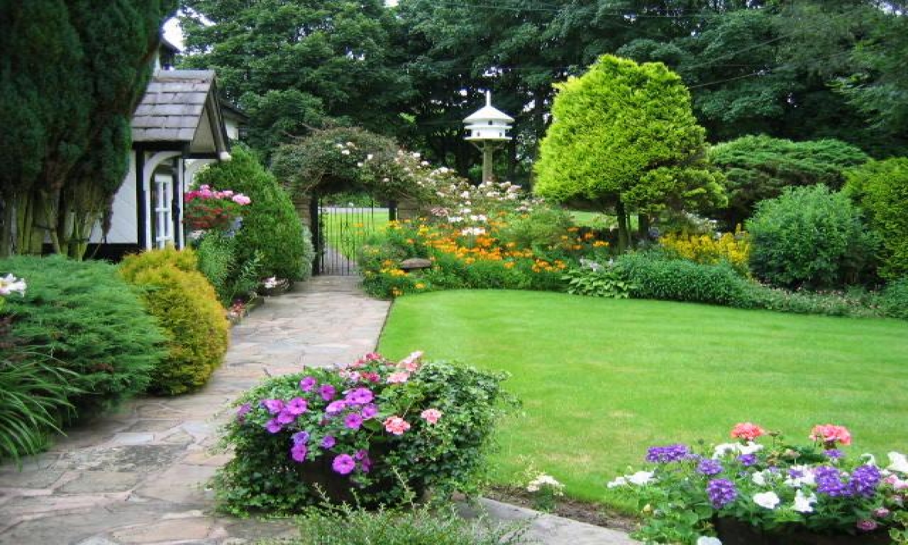 Beautiful Modern English Country Garden Design Ideas Page