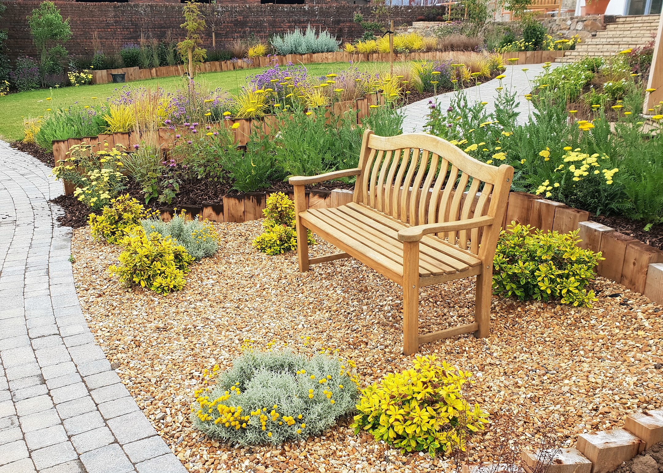 Beautiful Modern English Country Garden Design Ideas Page