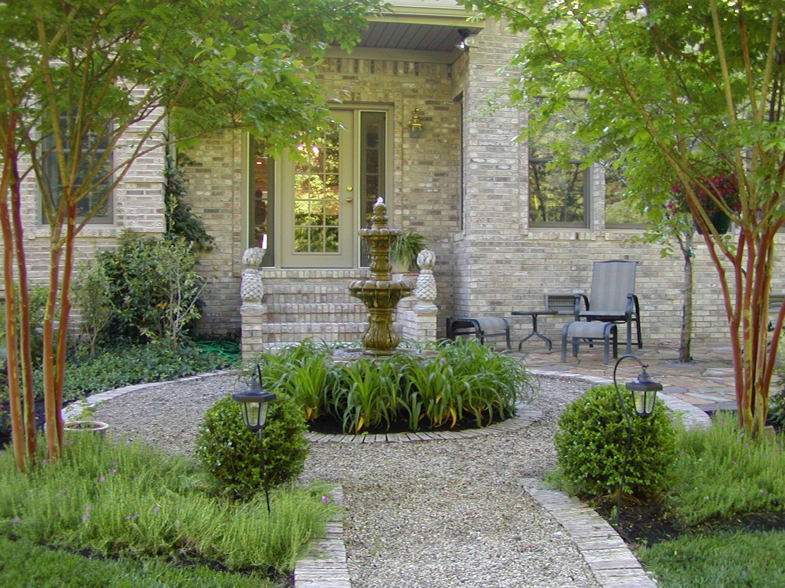 Courtyard Gardens Design