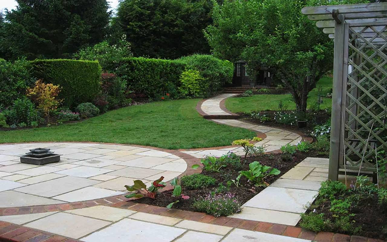 Steep Mediterranean Garden Design
