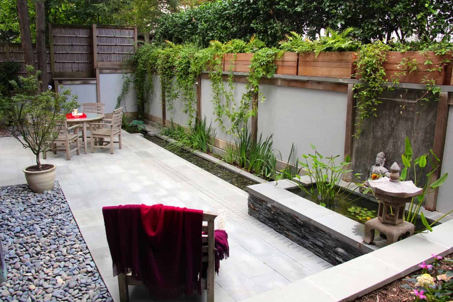 Insanely Beautiful Courtyard Garden Ideas