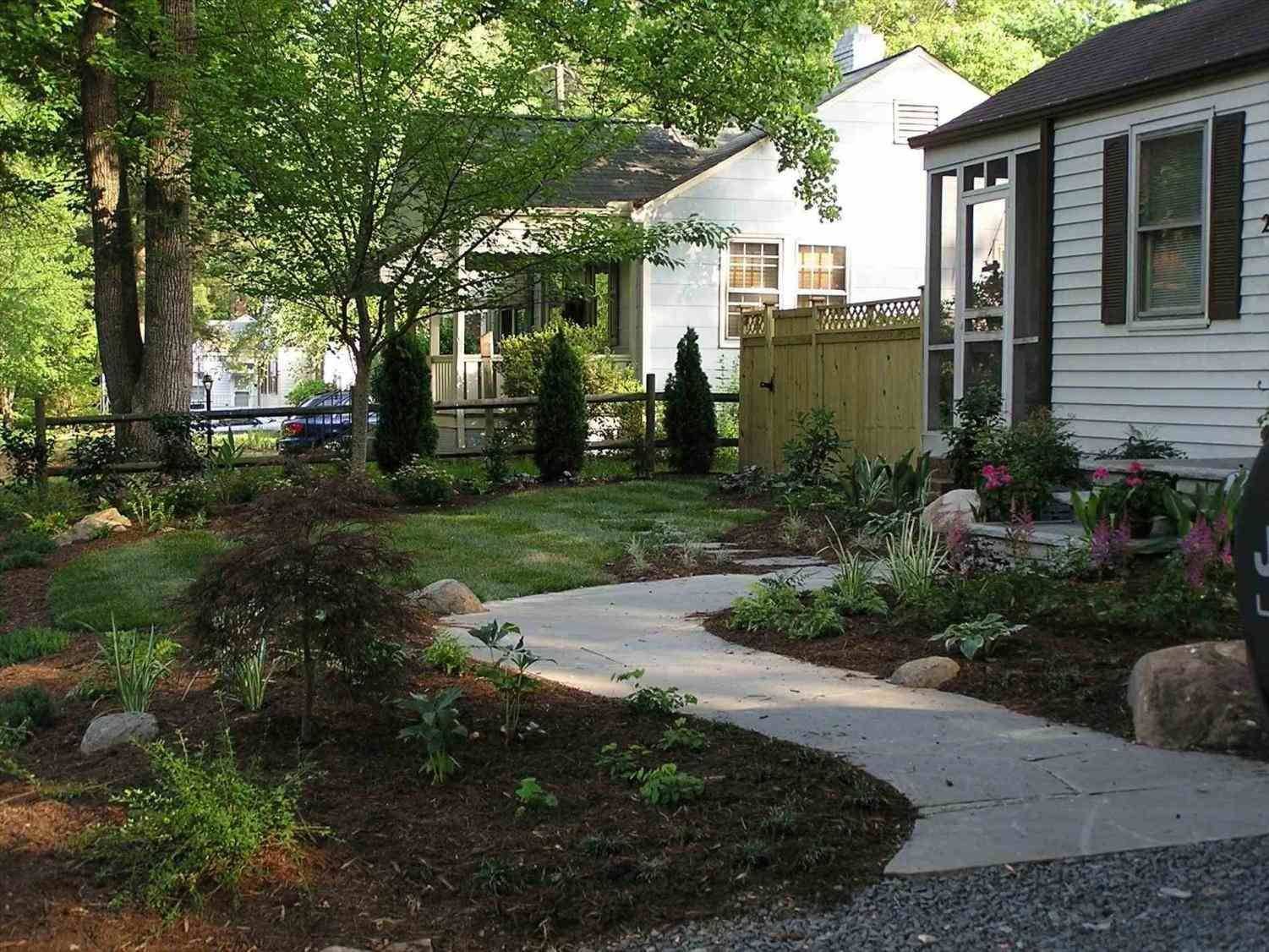 Modern Front Yard Landscaping Ideas