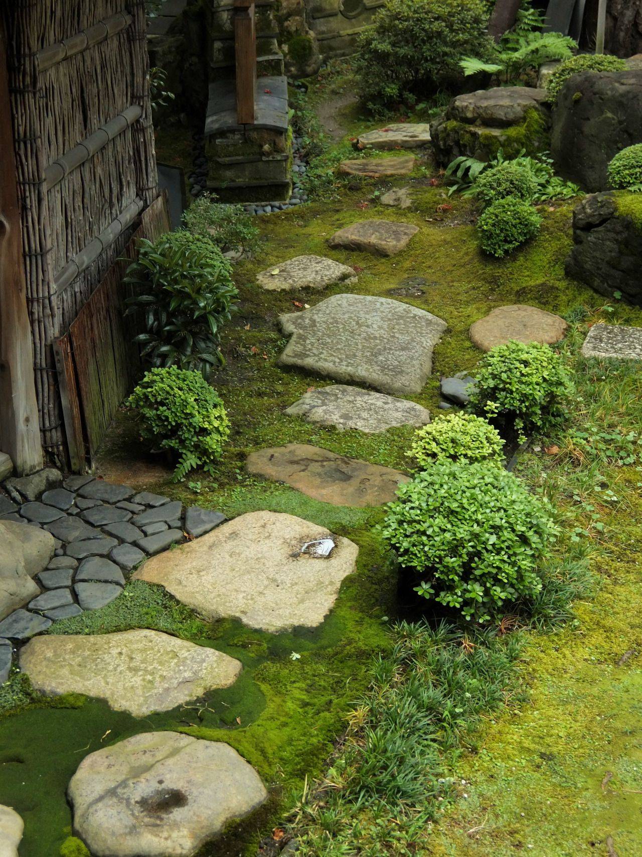 Inspiring Japanese Garden Designs