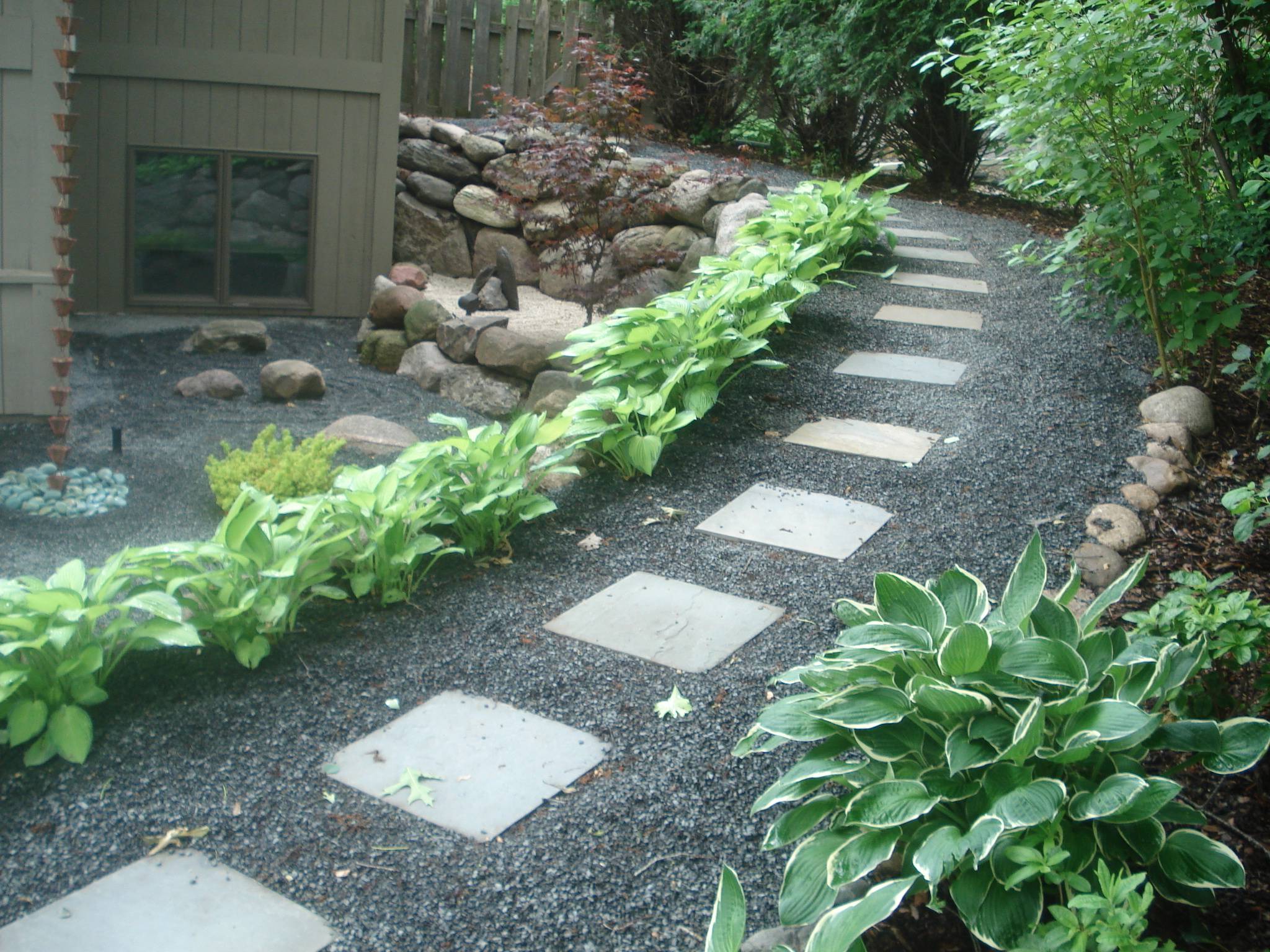 Beautiful Lawn Edging Ideas