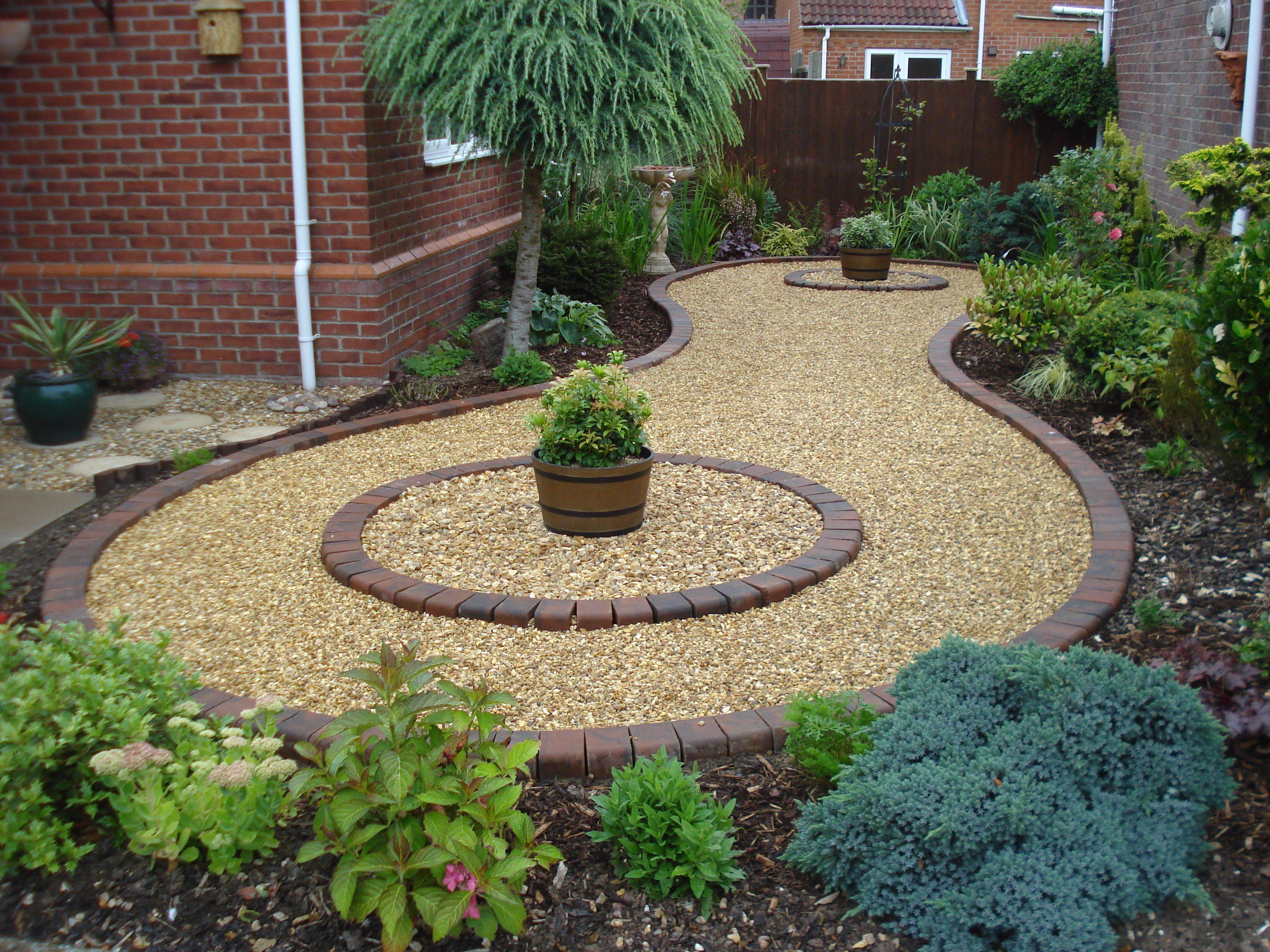 Stunning Low Maintenance Front Yard