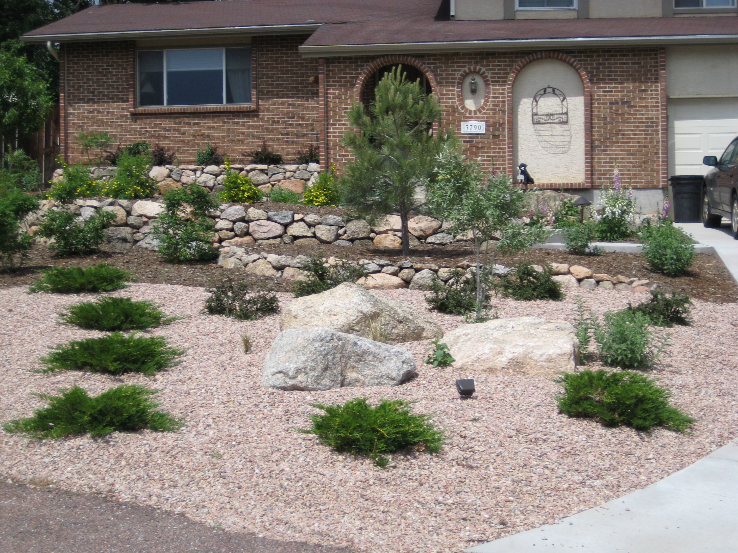 Low Maintenance Front Yard Garden And Landscaping Ideas