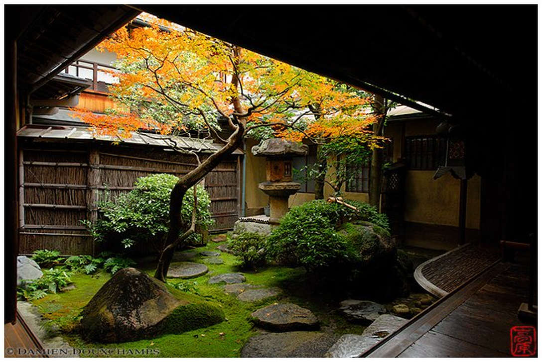 Japanese Courtyard Gardens