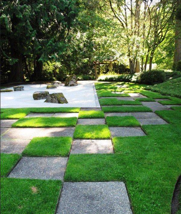 Stone Path Backyard Landscaping