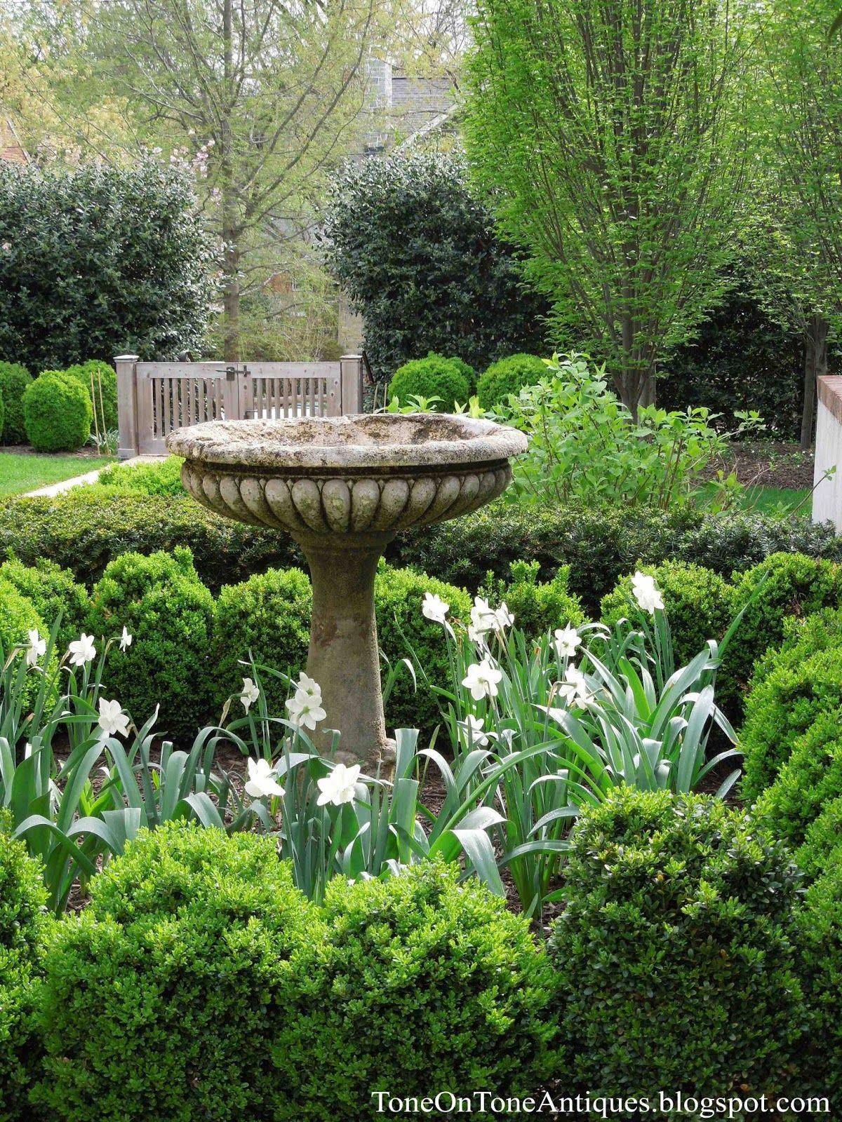 Inspiring Bird Bath Fairy Garden Ideas