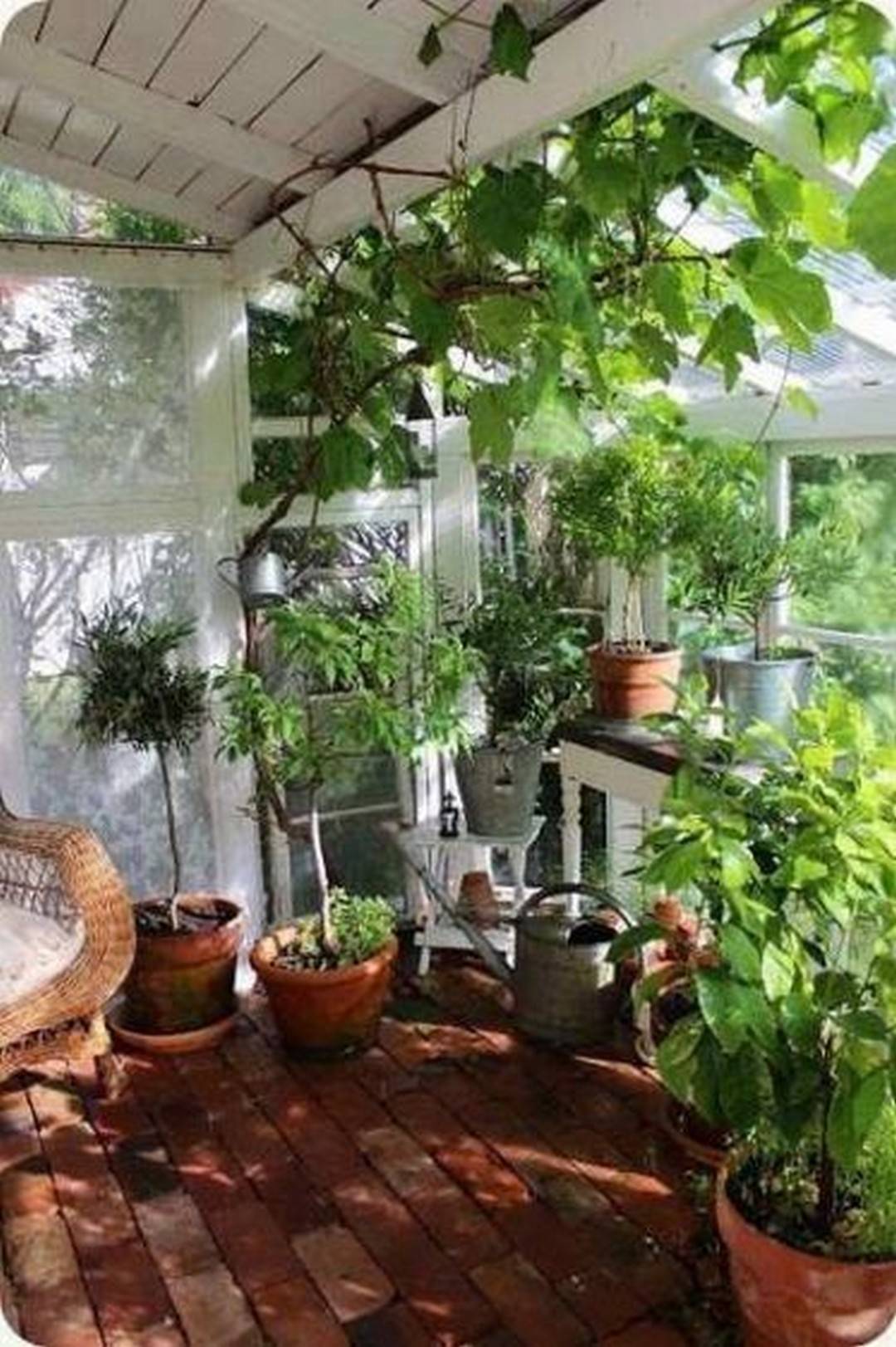 Stunning Greenhouse Indoor Design Ideas