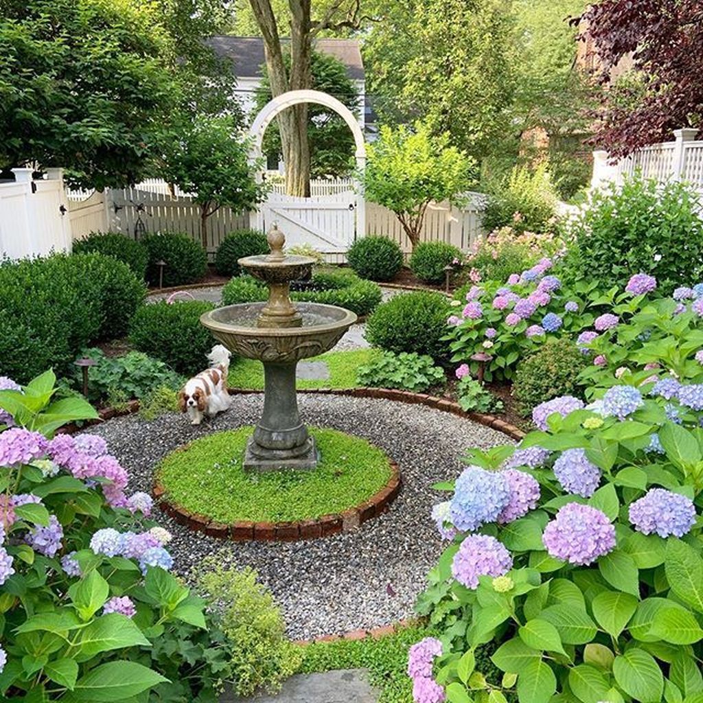 A Formal Garden Garden Layout