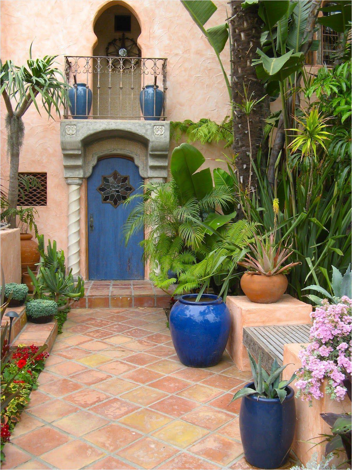 Spanish Themed Garden Ideas