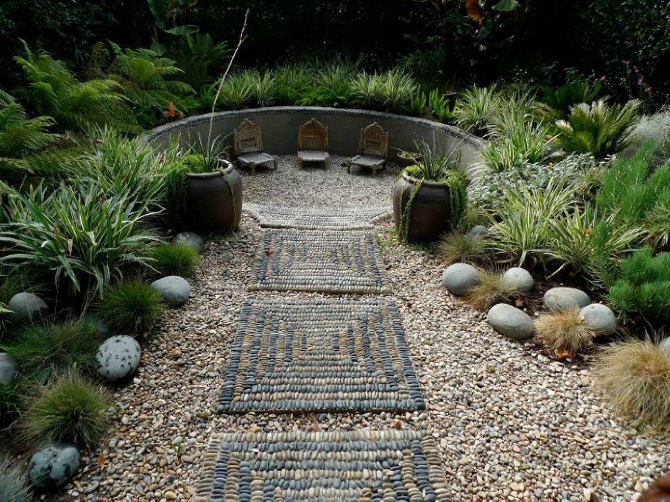 Sunken Flower Bed Contemporary Garden Design